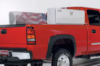 Dee Zee DZ67TB