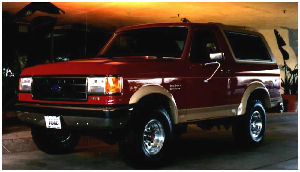 Bushwacker 20016-01
