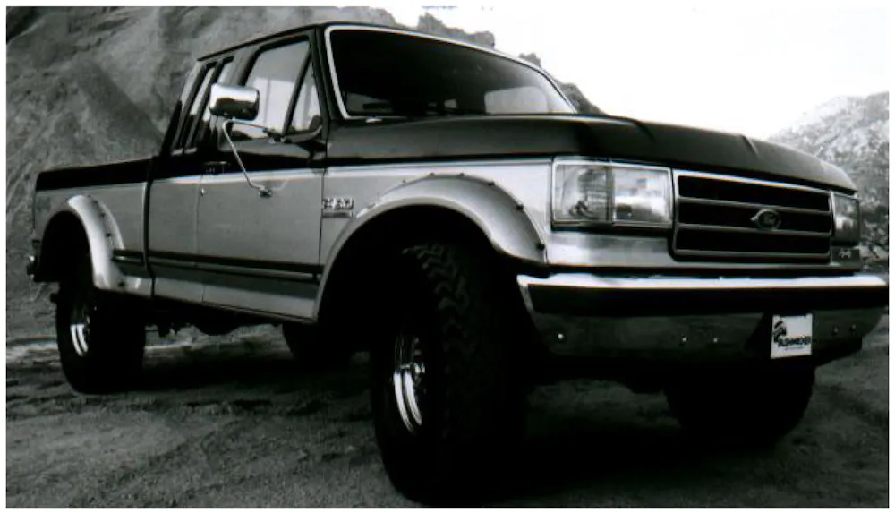 Bushwacker 20017-11