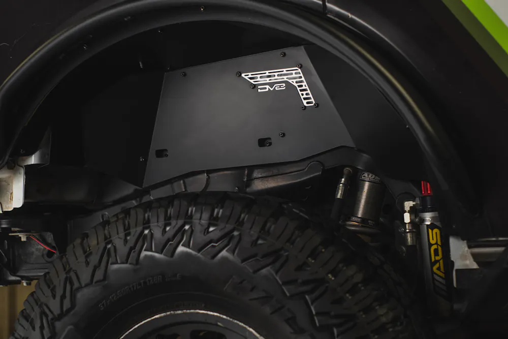 DV8 Offroad INFEND-08RB