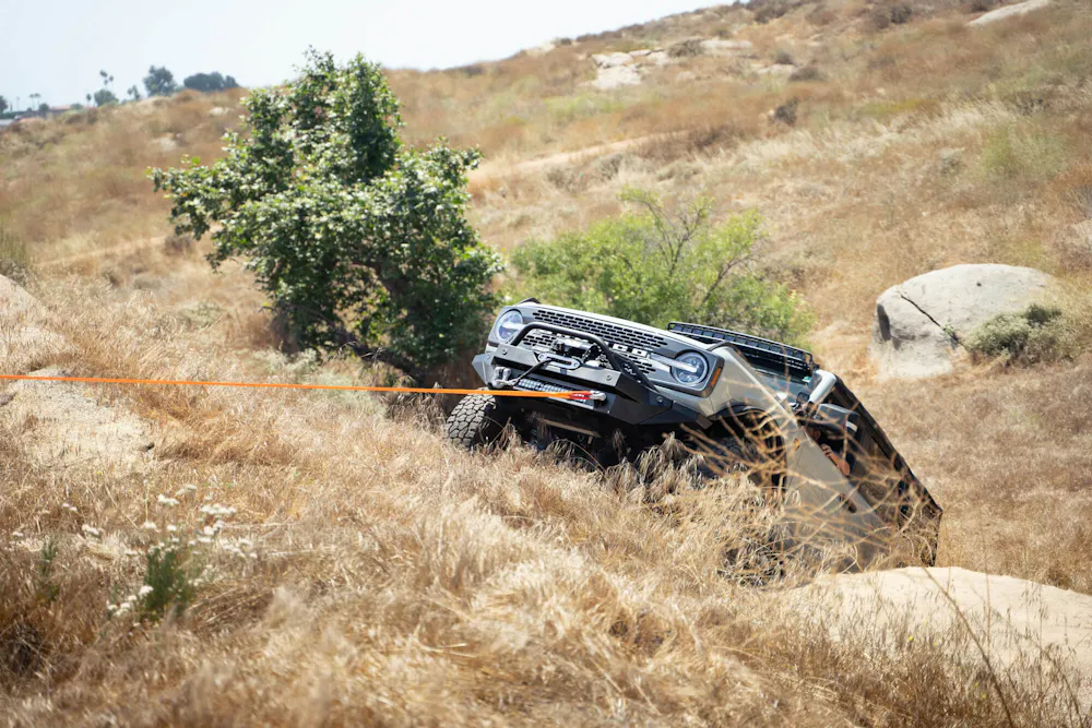 DV8 Offroad UNSK-01BL