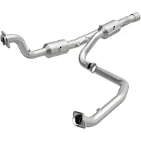 MagnaFlow Exhaust Products 5551513