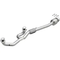MagnaFlow Exhaust Products 5571756