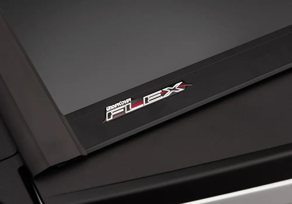 UND UX22010