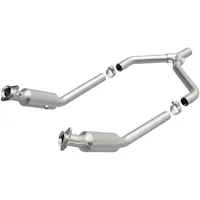 MagnaFlow Exhaust Products 5561533